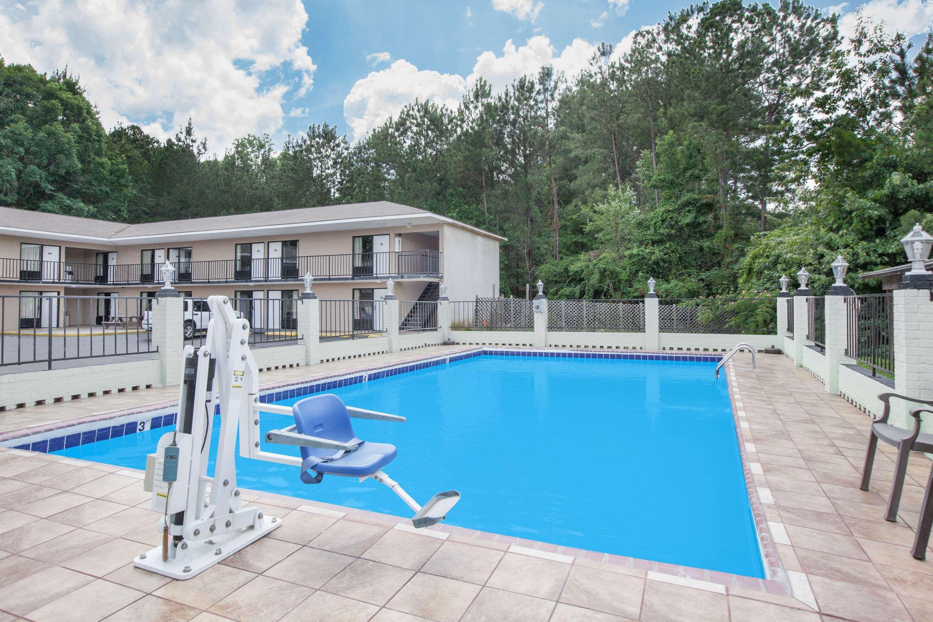 Days Inn By Wyndham Newton Ms I-20 Exterior foto